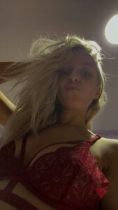 RahellaBlonde1 🖤 Pic