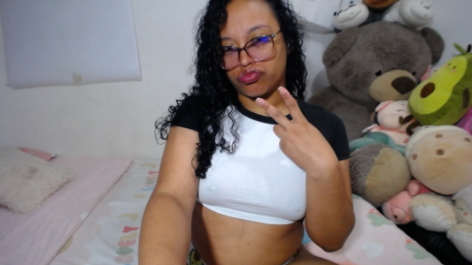 She's a random girl. od angela_angels_  6 snímek