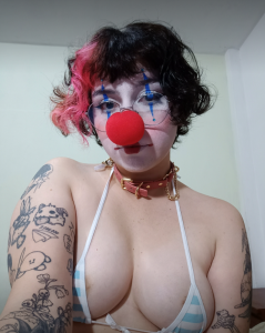 Froggyinthebox: Public ( 5 фото)