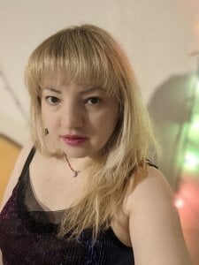 stefanyharper16 I'm dreaming of a hot January 26th Bilde 7