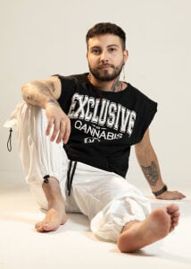 Aaron_Coltten Public Pic 2