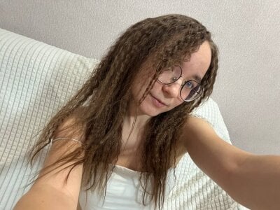 GraceBrawn · .˚ ༘ Curly hair 🦋⋆｡˚ Pic 6