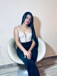 Mia_Delirium: Public ( 4 фото)