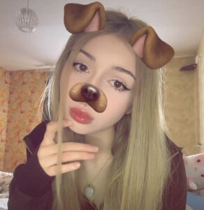 AlineBlayzs Public Pic 3