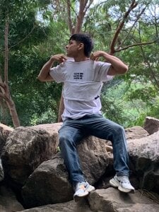 Loganjhonson19 Let's go for a walk to the river Pic 4