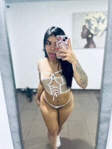 AshleyCampbell_ lets play a game 😈 Pic