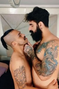 yours and mine de Haraldsmed Foto 2