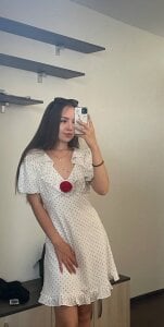 LisaSmiths My cute dress Pic 2