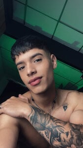 ErosKhaos 💚 Pic 2