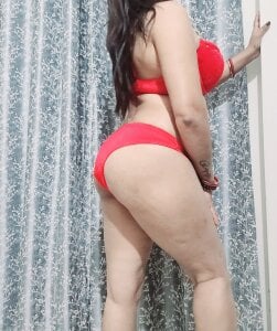Nisha_Lovely Public 사진 5