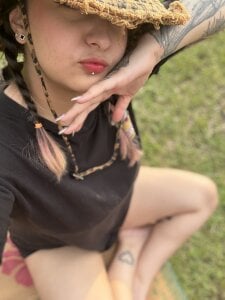 SarahCastro1_ kullanıcısının Day of rest and nature 🌷💐 albümü -  fotoğraf