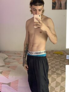 IceCumHot Public slika 3