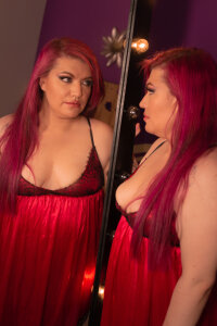 Selenne_Paradise Public Pic 5
