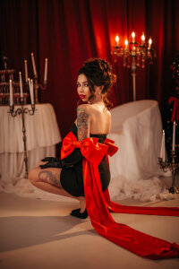 vinkiepinkie Miss Claus❤️ Pic