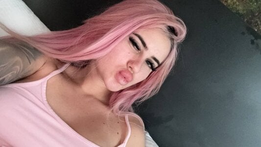 Miky_Lust Public Pic 2