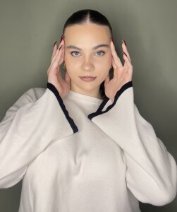 ElwandaMcilvain Public Pic 2