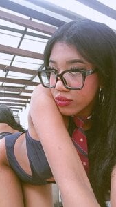 AlayshaJohnson Glasses fetish? зображення 3