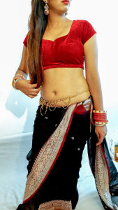 Mahi in Saree de hornymahi Fotos 4