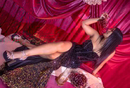 Laross25 Thanksgiving🍷 Pic 3