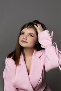 ChloeHalses Cutie Pic