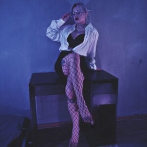 Nyokstynni Office set صورة واحدة|Nyokstynni Office set صورتان|Nyokstynni Office set  3 صور|Nyokstynni Office set  3 صورة