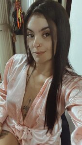 bella_Velvet_ Public Εικόνα 3