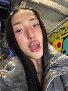 EIeniVanwart Life style Hình 3