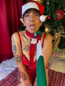nora_temptress MERRY CHRISTMAS TO MY SWEET SINS🥰❤🌲 Pic 4