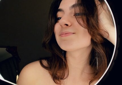 DracosMoon am I pretty? Pic 3