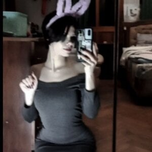 llittle-peachh's XXX Nude Photo 3