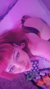 Loren💜 de Sarah-Stoner  6 Imagens