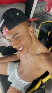 YeremiBrowm chocolate sexy... Pic 3