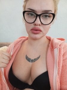 Zdjęcia KamillaJei Glasses: 