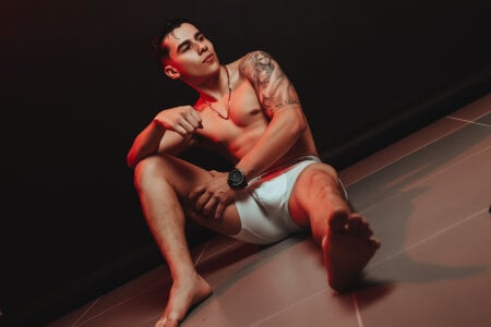 Michelletylor Public slika 3