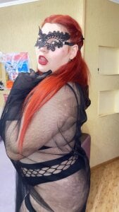 Julia_Bloom Halloween) Pic 3