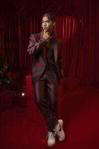 Maxim-Walker Navidad 2025 Pic 7