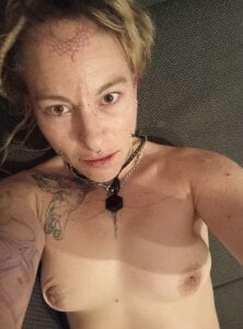 insane_Mary Public Pic 2