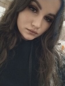 DierdreCousineau Outdoor 1 Pic 3