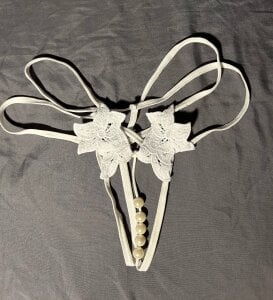 CutieBeauty panties💦 (black - for public, white and red - for pvt) صورة واحدة|CutieBeauty panties💦 (black - for public, white and red - for pvt) صورتان|CutieBeauty panties💦 (black - for public, white and red - for pvt)  3 صور|CutieBeauty panties💦 (black - for public, white and red - for pvt)  3 صورة