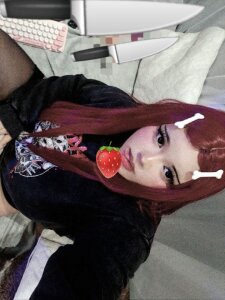 kittyhtxx Red . fénykép