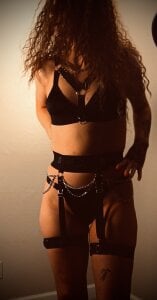 ToplessTalks Soecial Guest 001 - Nikki K. aka BabiiG Gambar