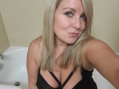 Sweet_little_jj18 kullanıcısının Public albümü -  3 fotoğraf