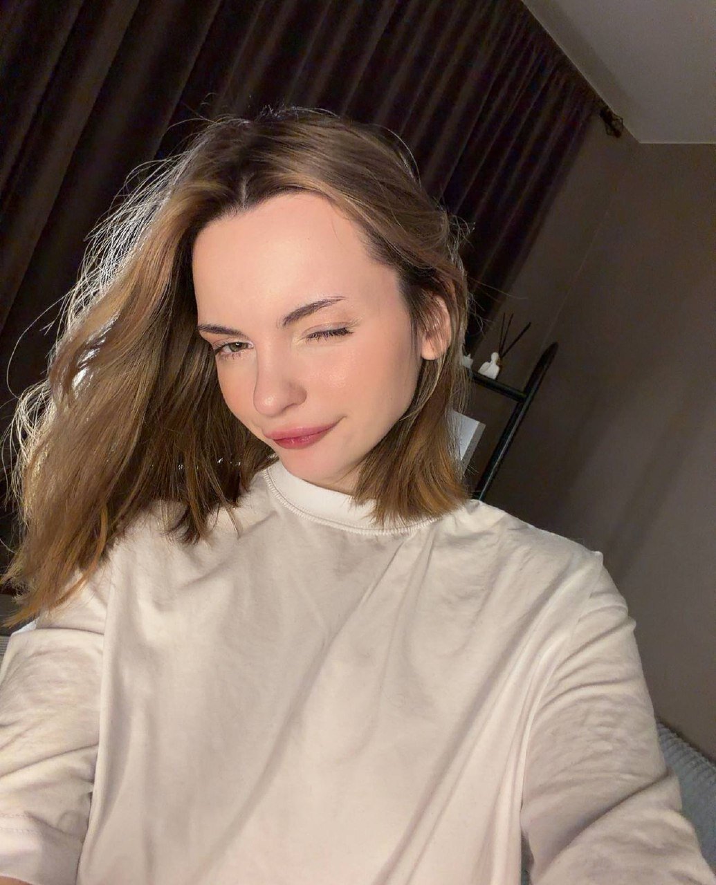 MaryFlare Public Foto 3