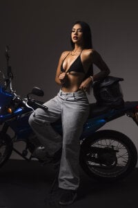 AntonellaRossiStripped intro 🖤🖤 Bild 5