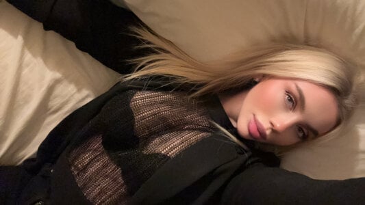 Blonde-Bella-XX Public Poză 7