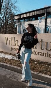 Miss__Linn 𝒇𝒓𝒆𝒔𝒉 𝒑𝒊𝒄𝒔 Poză 2