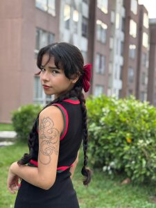 _vaiolet_owo a little bit of me  2. fénykép