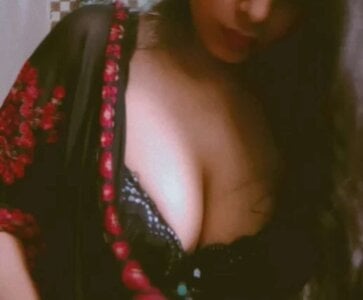 naaya27 Public Pic 2