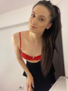 Alice_in_cumland_ Learning to explore what I truly want Foto 2