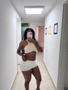 MiaStar1 Public Pic 2